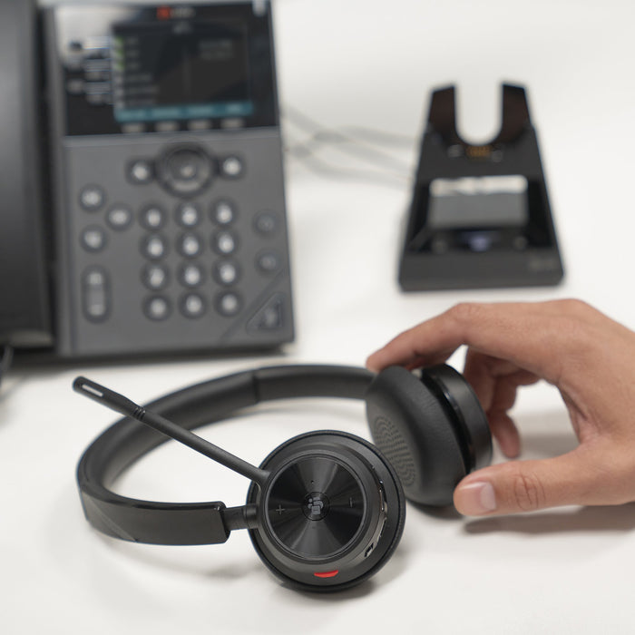 EAN 0197497011081 - HP Poly Voyager 4320-M +USB-A to USB-C Cable +BT700 dongle Auriculares Inalámbrico Diadema Oficina/Centro imagen 4