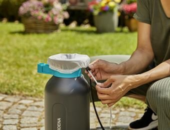 EAN 4078500051156 - Gardena 11130-20 rociador de jardín Pulverizador de mochila 5 L imagen 7