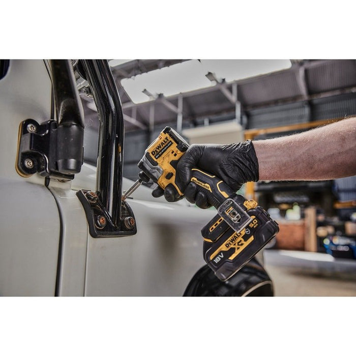 EAN 5035048750124 - DeWALT DCF850NT 3250 RPM Negro, Amarillo imagen 12