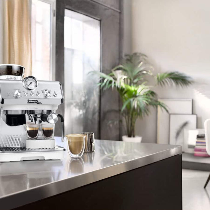 EAN 8004399025202 - De’Longhi Dedica Arte EC9155.W Semi-automática Máquina espresso 1,7 L imagen 7