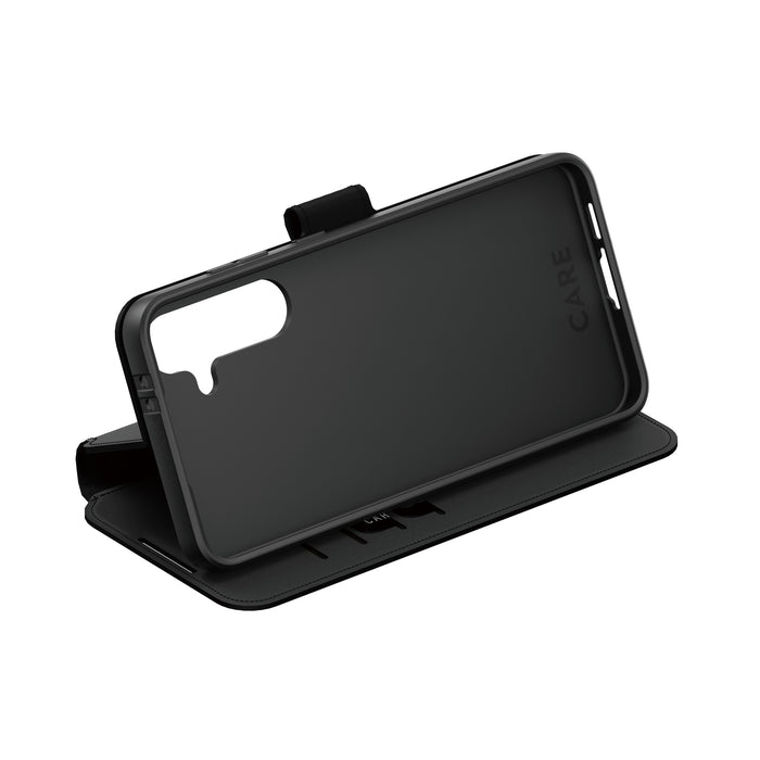 EAN 5715685012433 - PanzerGlass CARE™ by ® Wallet Case w. Kickstand Samsung Galaxy S24 FE 5G funda para teléfono móvil Negro imagen 1