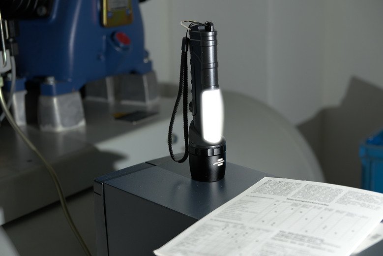 EAN 4007123663262 - Brennenstuhl 1178690 linterna Negro, Gris Lámpara de toque LED imagen 4