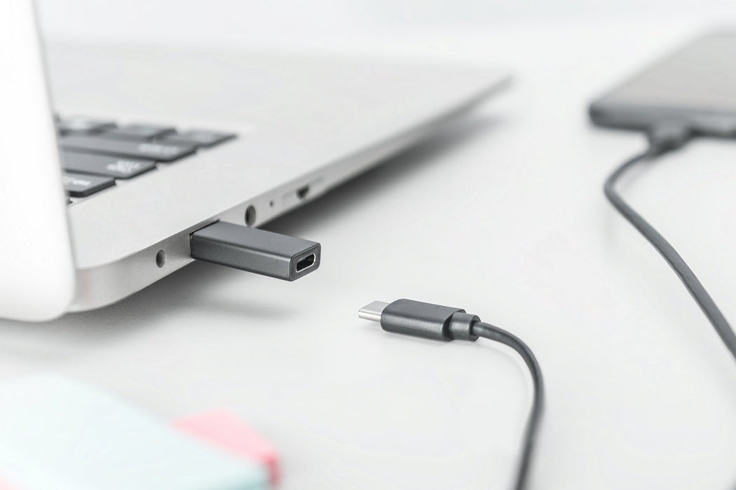 EAN 4016032467410 - Digitus AK-300524-000-S cambiador de género para cable USB-C jack Negro imagen 6