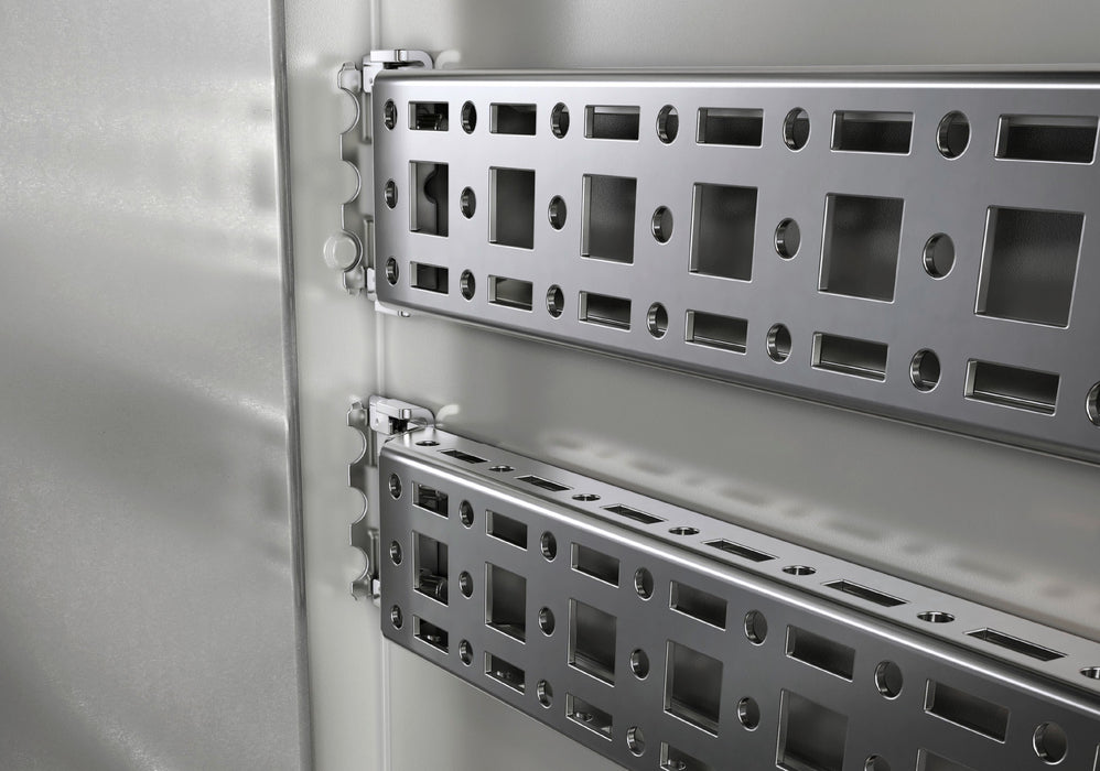 Rittal Ax Schiene Für Innenausbau, Für T: 210 Mm