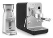 EAN 8017709346935 - Smeg EMC02BLMEU cafetera eléctrica Manual Máquina espresso 1,7 L imagen 22