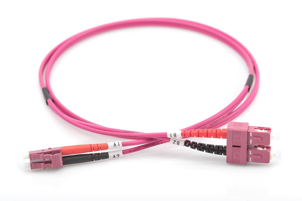 EAN 4016032308935 - Digitus DK-2532-03-4 Cable de fibra óptica e InfiniBand 3 m I-VH Violeta imagen 3
