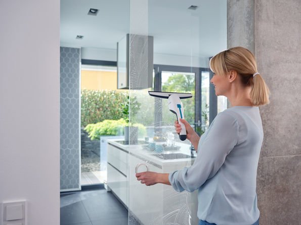 EAN 4006501510303 - Leifheit 51030 limpiador eléctrico ventana Blanco imagen 11