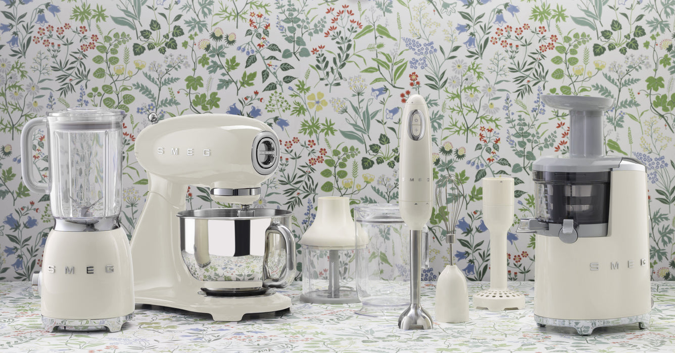EAN 8017709269159 - Smeg SMF03CREU batidora Batidora de varillas 800 W Crema de color imagen 17