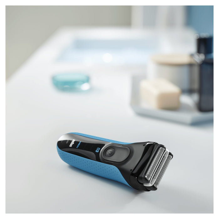 EAN 4210201131694 - Braun Series 3 ProSkin 3045s Máquina de afeitar de láminas Recortadora Negro, Azul imagen 4