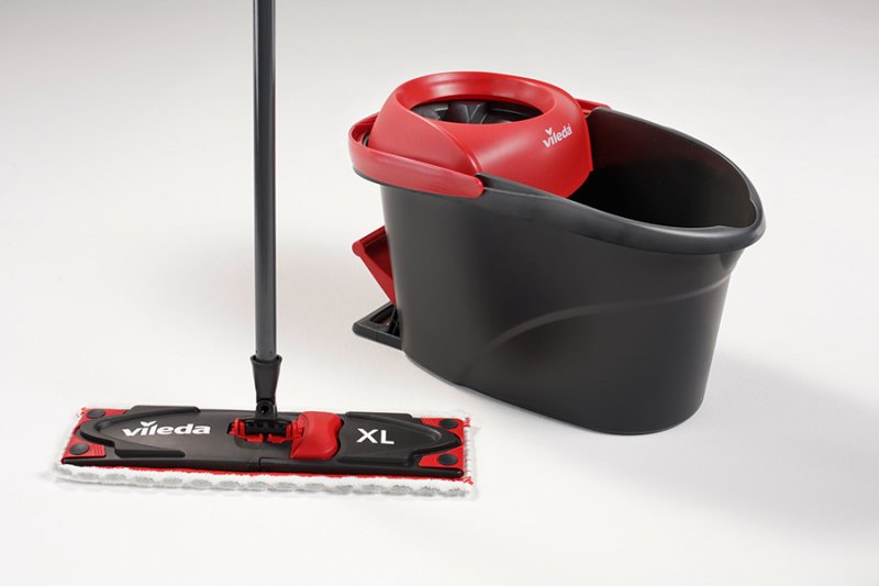 EAN 4023103212213 - Vileda Ultramat Turbo XL fregona Seca y húmeda Microfibra Negro, Rojo imagen 3