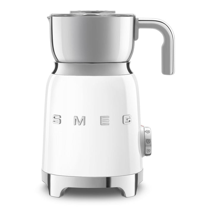 EAN 8017709316136 - Smeg MFF11WHEU espumador o calentador de leche Calentador/espumador de leche automático Blanco imagen 1