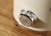 EAN 8017709316075 - Smeg MFF11CREU espumador o calentador de leche Automatic milk frother/warmer Crema de color imagen 10
