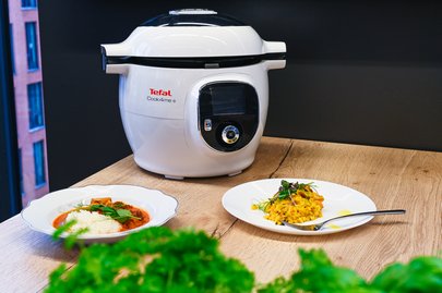 EAN 3045386381869 - Tefal CY851130 olla multi-cocción 6 L Cromo, Blanco imagen 18