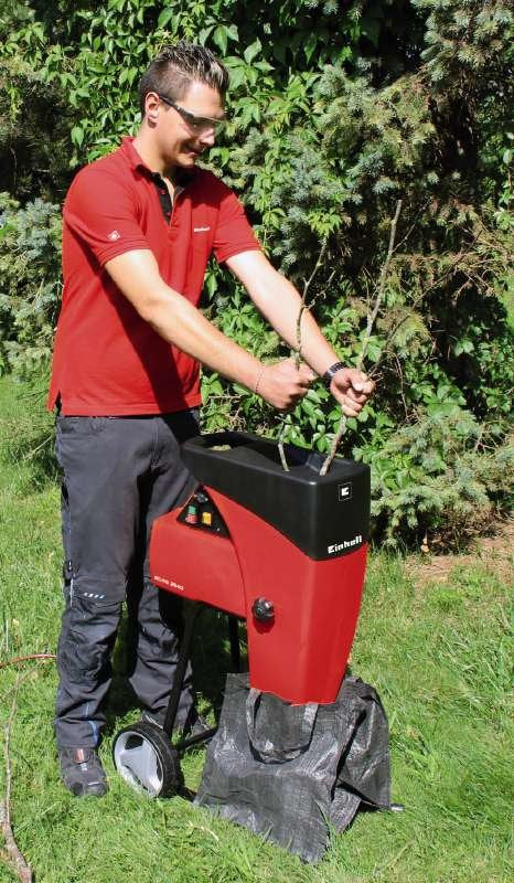 EAN 4006825608403 - Einhell GC-RS 2540 triturador de césped 2000 W Tambor imagen 2