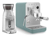 EAN 8017709346973 - Smeg EMC02EGMEU cafetera eléctrica Manual Máquina espresso 1,7 L imagen 24