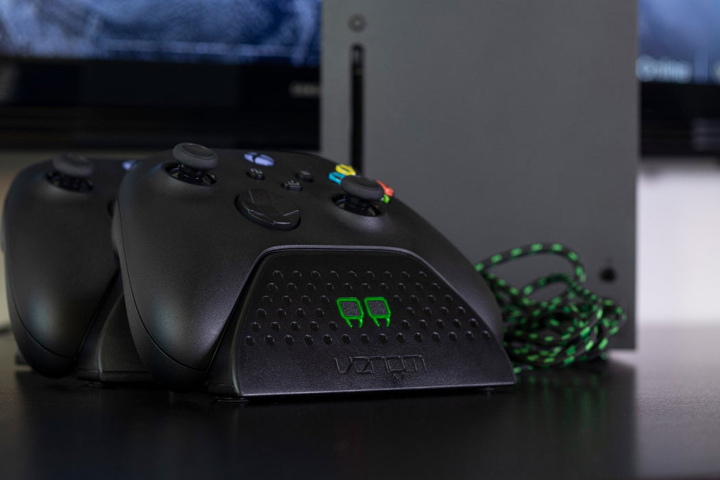 Venom Stacja Dokujaca Do Padów Xbox One/Xbox Series Negro + 2x Akumulator