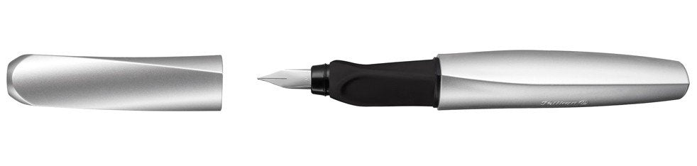 EAN 4012700947109 - Pelikan 947101 pluma estilográfica Sistema de llenado integrado Plata 1 pieza(s) imagen 3