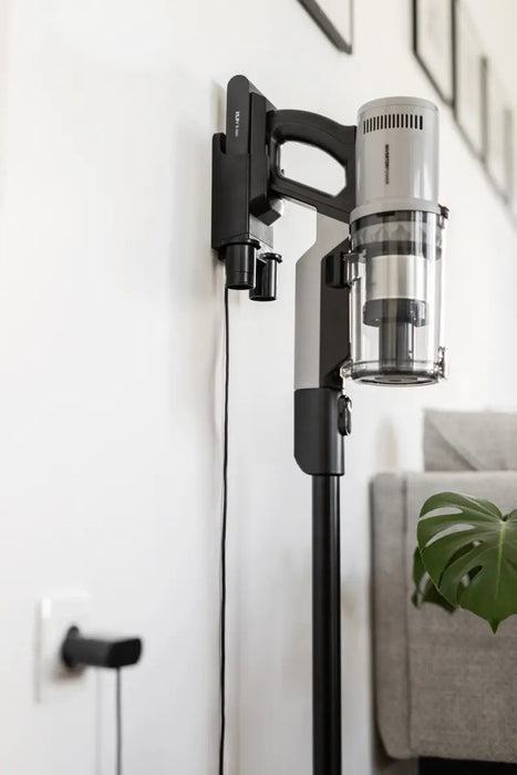 EAN 3838783075840 - Gorenje SVC259400NES Aspiradora escoba 2 en 1 Batería Secar Micro Sin bolsa 0,6 L 200 W Plata imagen 19