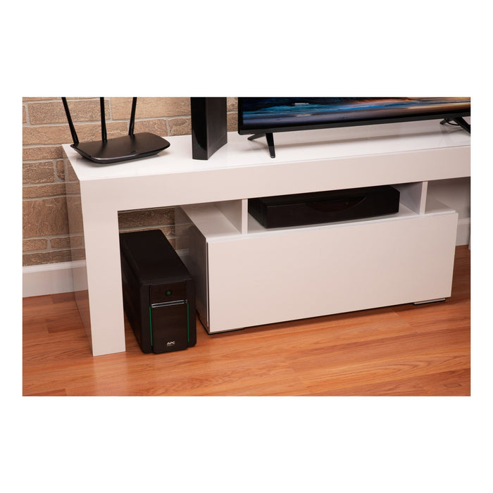 EAN 0731304404613 - APC Easy UPS sistema de alimentación ininterrumpida (UPS) Línea interactiva 1,6 kVA 900 W imagen 5