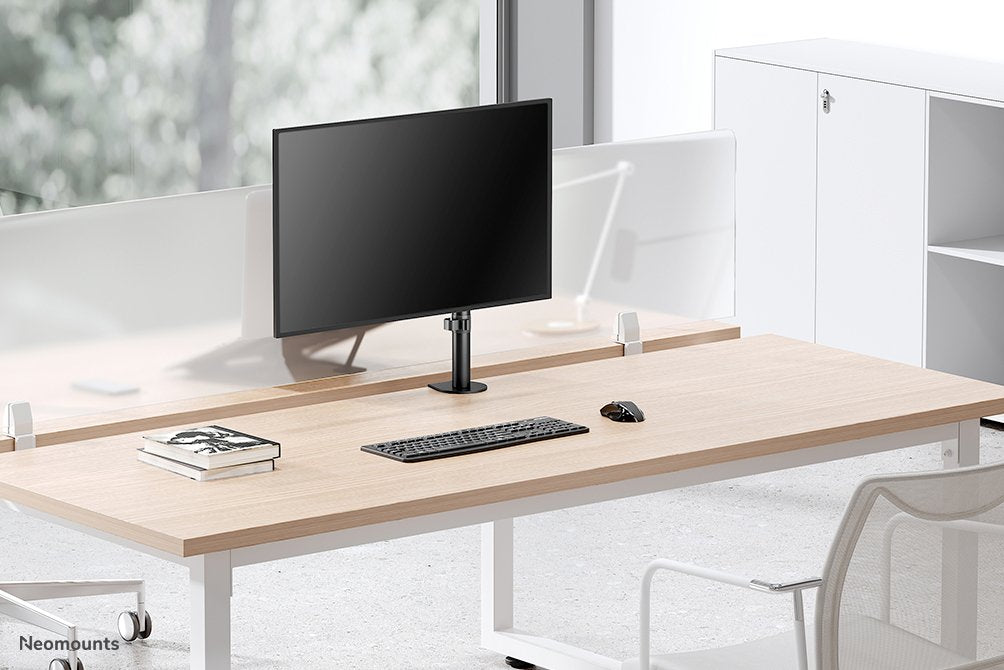 EAN 8717371449230 - Neomounts FPMA-D540BLACK soporte para monitor 81,3 cm (32") Escritorio Negro imagen 13