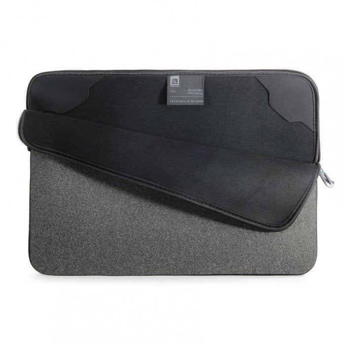 EAN 8020252076945 - Tucano Mélange Second Skin 39,6 cm (15.6") Funda Negro imagen 3