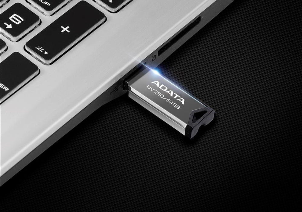 EAN 4713218468802 - ADATA UV250 unidad flash USB 32 GB USB tipo A 2.0 Plata imagen 5
