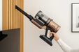 EAN 3838783075864 - Gorenje SVC259449NDCO Aspiradora escoba 2 en 1 Batería Secar HEPA Sin bolsa 0,6 L 350 W Cobre imagen 23