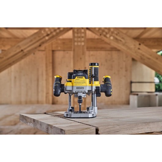 EAN 5035048810330 - DeWALT DCW620NT-XJ fresadora y desbastadora Negro, Amarillo 23000 RPM imagen 17
