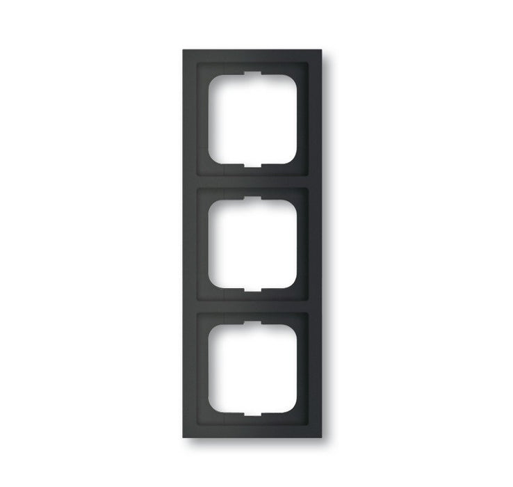 EAN 4011395128329 - Busch-Jaeger 1754-0-4421 placa de pared y cubierta de interruptor Negro imagen 1