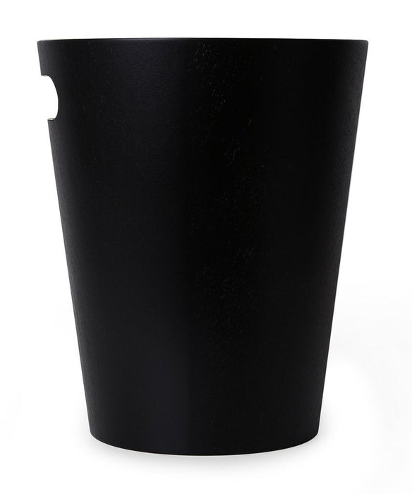 Umbra Woodrow, Abfalleimer Negro
