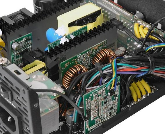 EAN 0841163066713 - Thermaltake Toughpower Grand RGB unidad de fuente de alimentación 750 W 24-pin ATX ATX Negro imagen 3