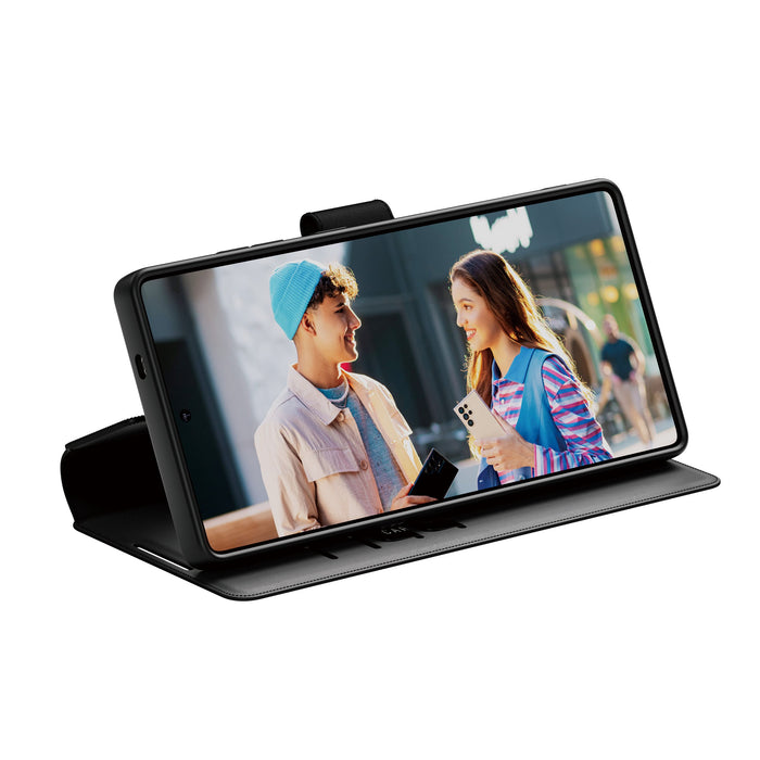EAN 5715685016714 - PanzerGlass CARE™ by ® Wallet Case w. Kickstand Samsung Galaxy S25 Ultra funda para teléfono móvil Negro imagen 2