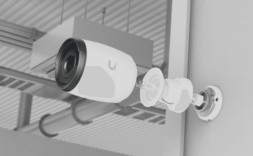 EAN 810084692677 - Ubiquiti AI Professional Bala (forma) Cámara de seguridad IP Interior y exterior 3840 x 2160 Pixeles Techo imagen 2