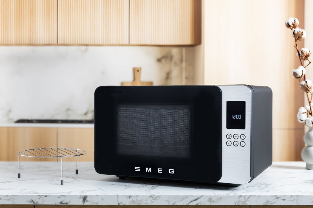 Smeg Mikrowelle M. Grill Moc01blmeu , Negro