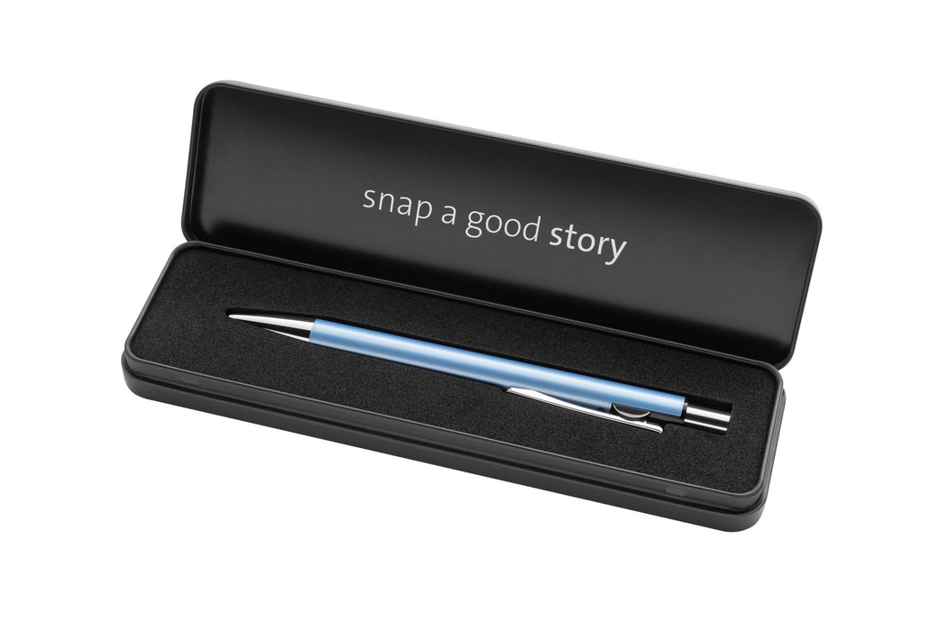 EAN 4012700821270 - Pelikan Kugelschreiber Snap Metalic K10 Frostblau im Etui Azul Bolígrafo de punta retráctil con pulsador  imagen 8