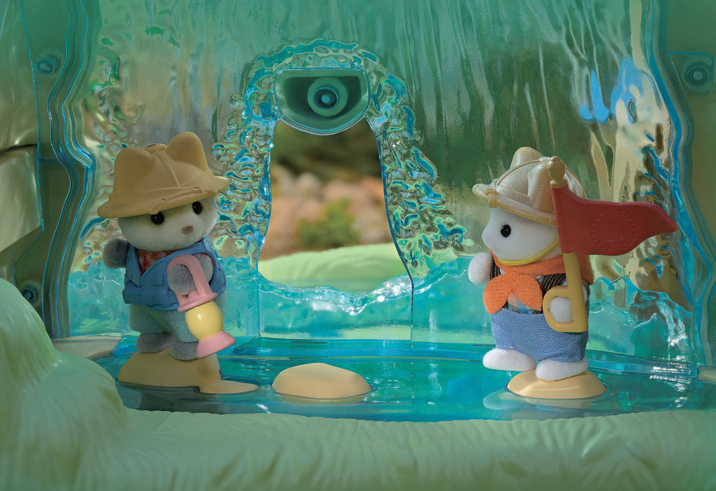 Sylvanian Families Playset Secret Forest Falls