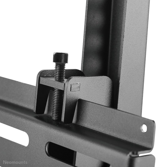EAN 8717371447366 - Neomounts NS-WMB200PBLACK soporte para pantalla de señalización 132,1 cm (52") Negro imagen 5