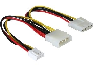 EAN 4043619821112 - DeLOCK Y-cable power Multicolor 0,25 m imagen 1