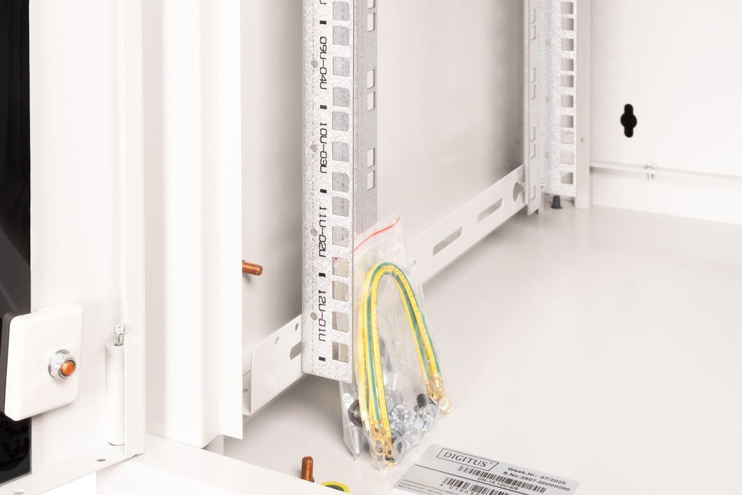EAN 4016032180517 - Digitus DN-19 12U-6/6 armario rack Bastidor de pared Gris imagen 6