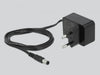 EAN 4043619864720 - DeLOCK 86472 convertidor de medio 10000 Mbit/s Negro imagen 2