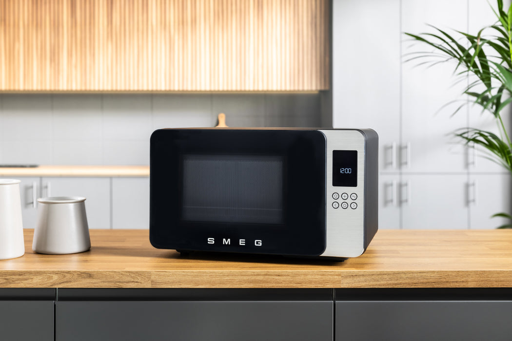 Smeg Mikrowelle M. Grill Moc01blmeu , Negro