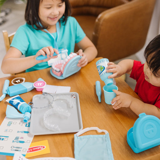 EAN 681147005372 - Melissa & Doug MPP PYS Super Smile Dentist Plyst GML imagen 2