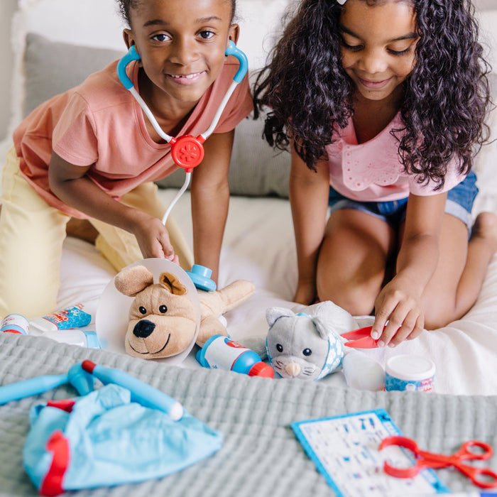 EAN 681147005341 - Melissa & Doug MPP PYS Examine TreatPetVet Plyst GML imagen 2