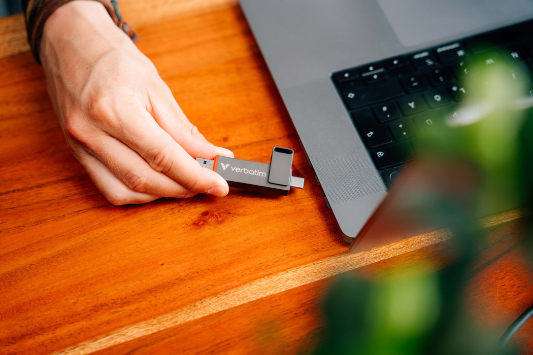 EAN 0023942320418 - Verbatim Dual QuickStick unidad flash USB 256 GB USB Type-A / USB Type-C 3.2 Gen 1 (3.1 Gen 1) Gris imagen 3