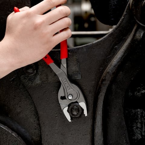EAN 4003773089377 - Knipex 82 01 250 alicate imagen 4