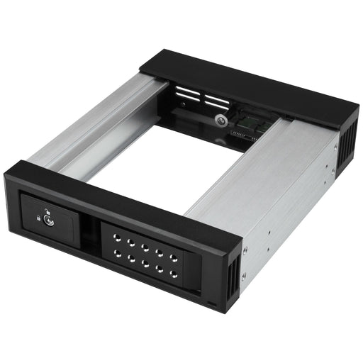 EAN 0065030872317 - StarTech.com HSB1SATSASBA panel bahía disco duro 13,3 cm (5.25") Panel de instalación Negro imagen 1