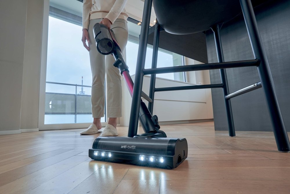 Hoover Hf610hx 011 Vacuum Cleaner, Handstick, Cordless, Operating Time 40 Min, Dust Container 0.7 L, Black