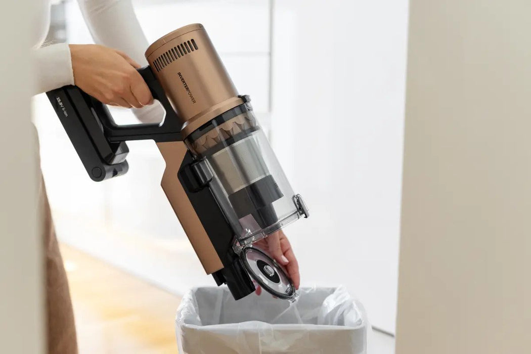 EAN 3838783075864 - Gorenje SVC259449NDCO Aspiradora escoba 2 en 1 Batería Secar HEPA Sin bolsa 0,6 L 350 W Cobre imagen 12