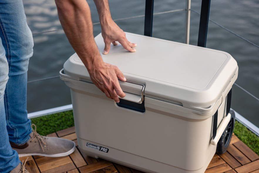 EAN 3138522134365 - Coleman 2213912 nevera portátil 52 L Blanco imagen 5