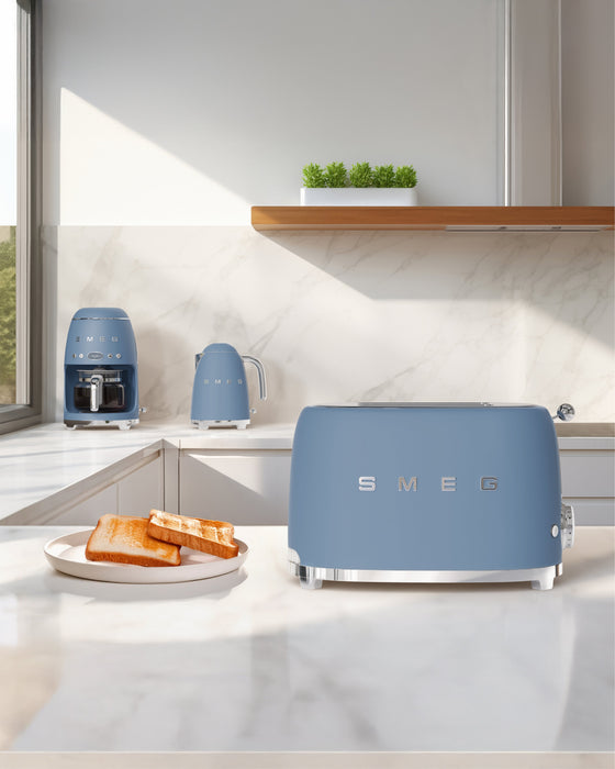 EAN 8017709343699 - Smeg TSF01SBMEU tostadora 6 2 rebanada(s) 950 W Azul imagen 14